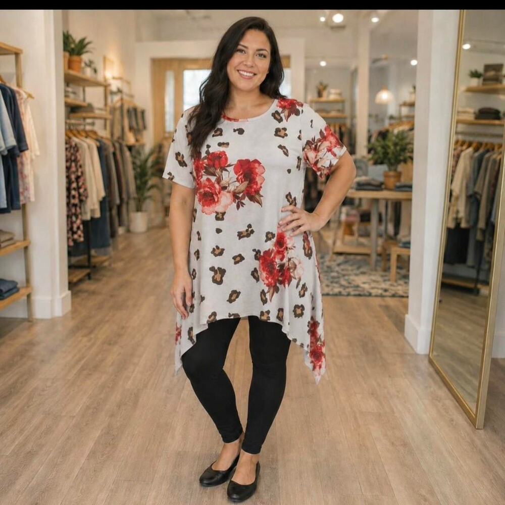 Lularoe floral leopard print tunic - Large